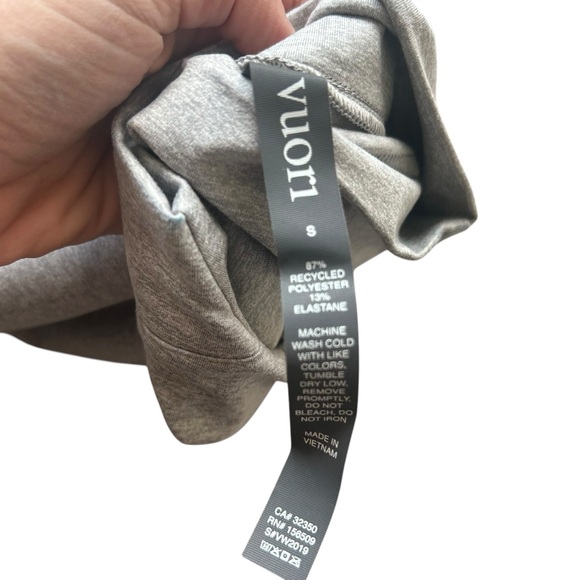 Vuori women’s Granite Funnel Neck sweatshirt gray size small dreamknit lounge - Picture 4 of 8
